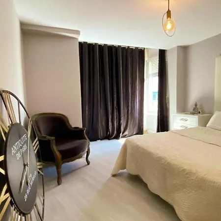 Atico Center شقة